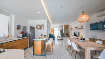 Villa, 5 Bedrooms | Living area | 32-inch flat-screen TV with digital channels, TV