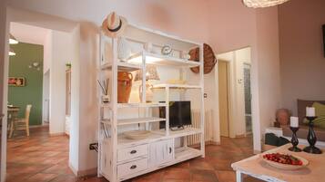 Villa, 4 Bedrooms | Living area | 32-inch TV with digital channels