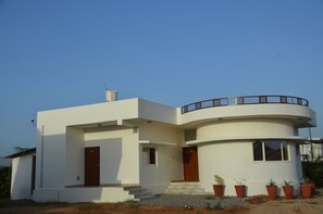 Bahagian luar
