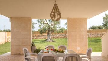 Villa, 2 Schlafzimmer | Terrasse/Patio