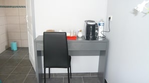 Frigorífic, cafetera exprés, cafetera i tetera i bullidora elèctrica