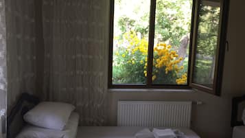 Chambre Standard, non-fumeurs, vue jardin | Vue sur le jardin