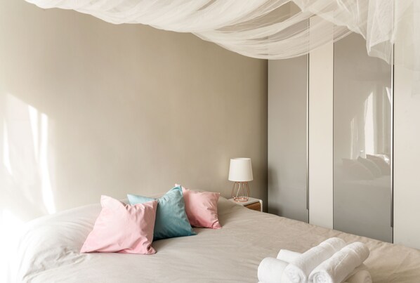 Wifi gratis y ropa de cama 