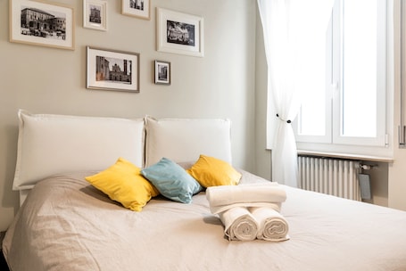 Wifi gratis y ropa de cama