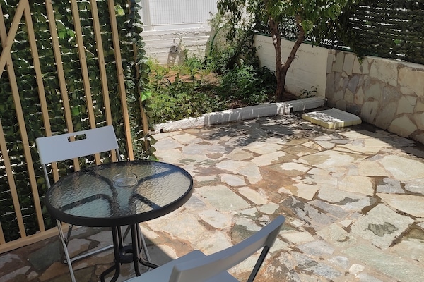 Economy Room, 1 Queen Bed, Courtyard View | View from room