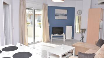 Comfort House, Multiple Beds, City View | Free WiFi