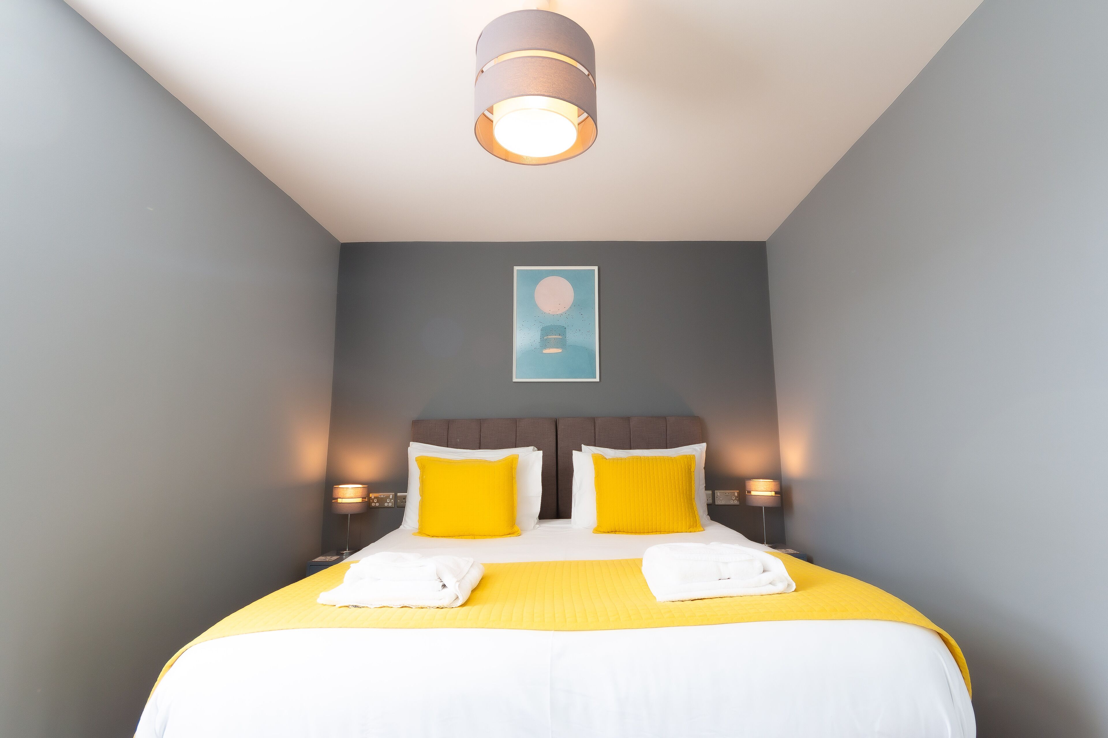 2 bedrooms, premium bedding, Select Comfort beds, laptop workspace