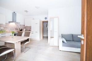Apartment, Accessible, Ensuite (Apartma 3) | 1 bedroom, soundproofing, free WiFi