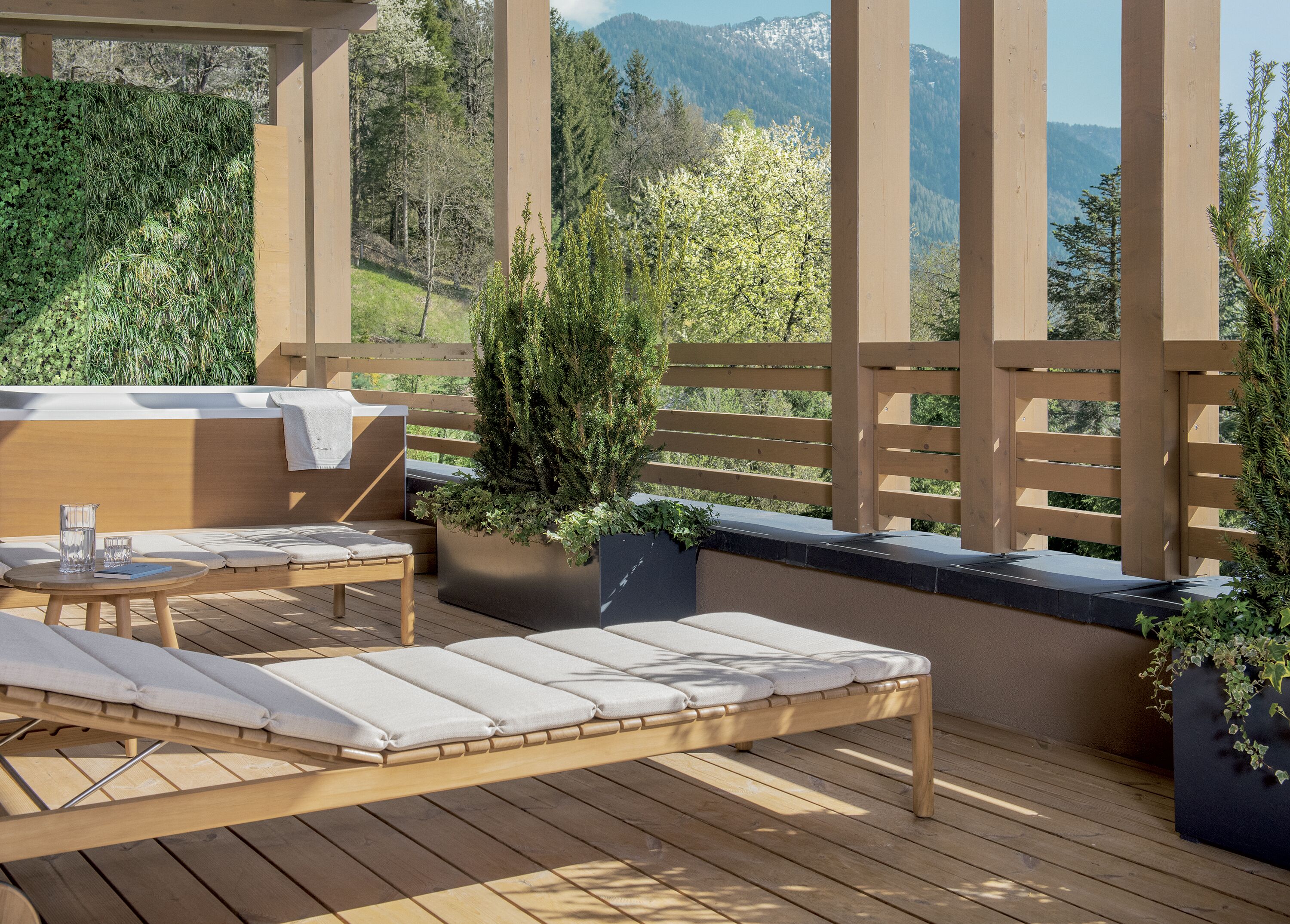 luxury apartment, 3 bedrooms | terrace/patio