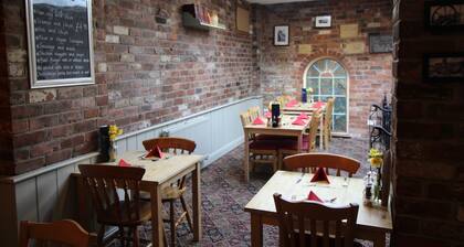 The Clothiers Arms