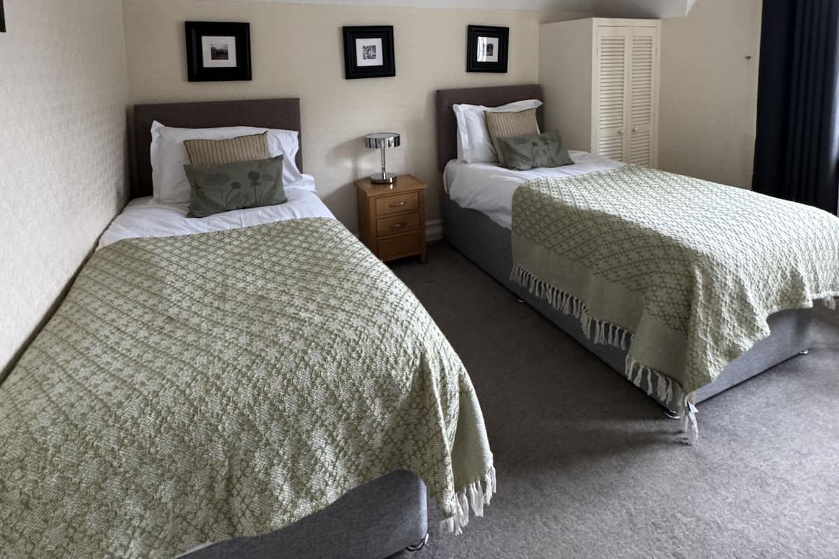 Tomannsrom, eget bad (Ruskins)