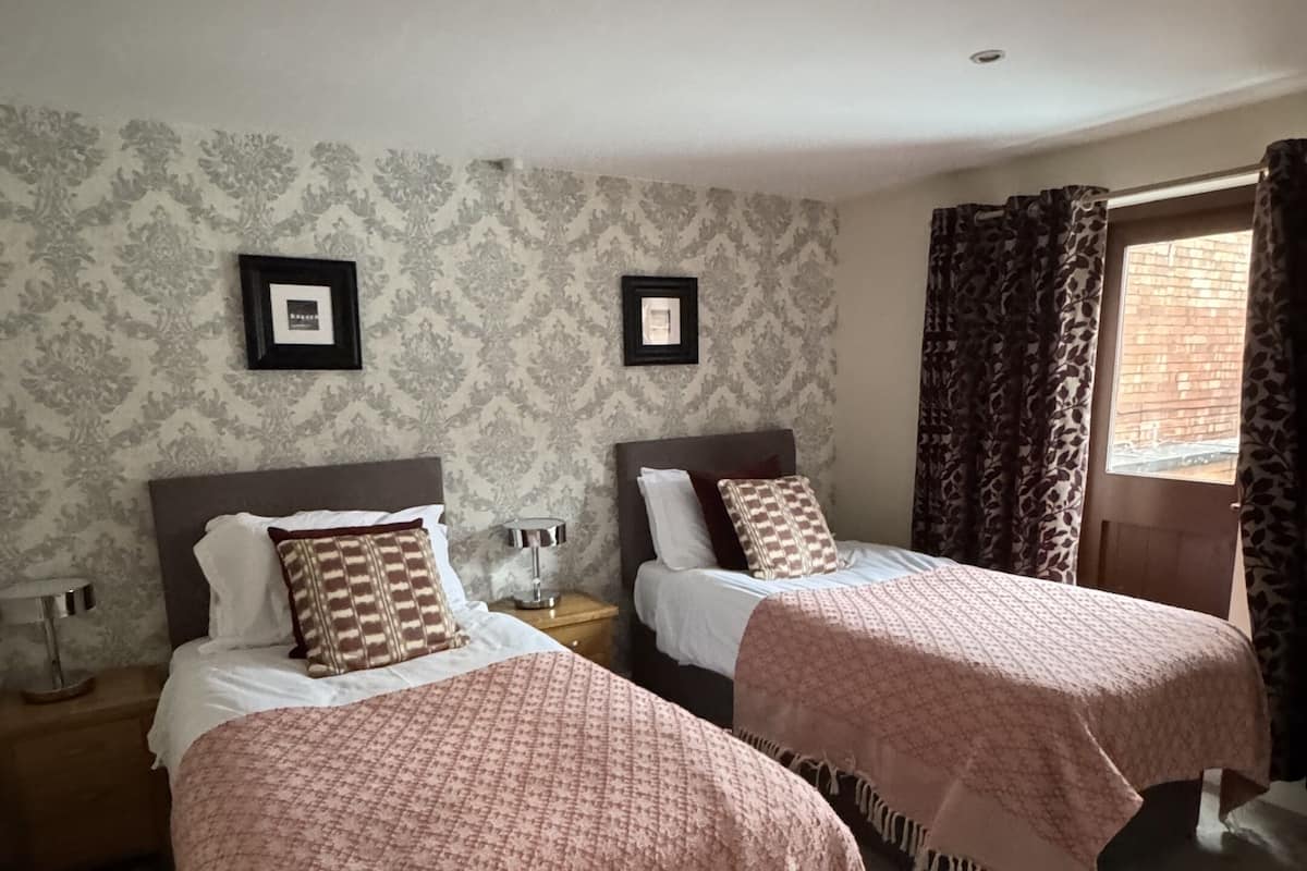 Tomannsrom – superior, eget bad (Ebley)