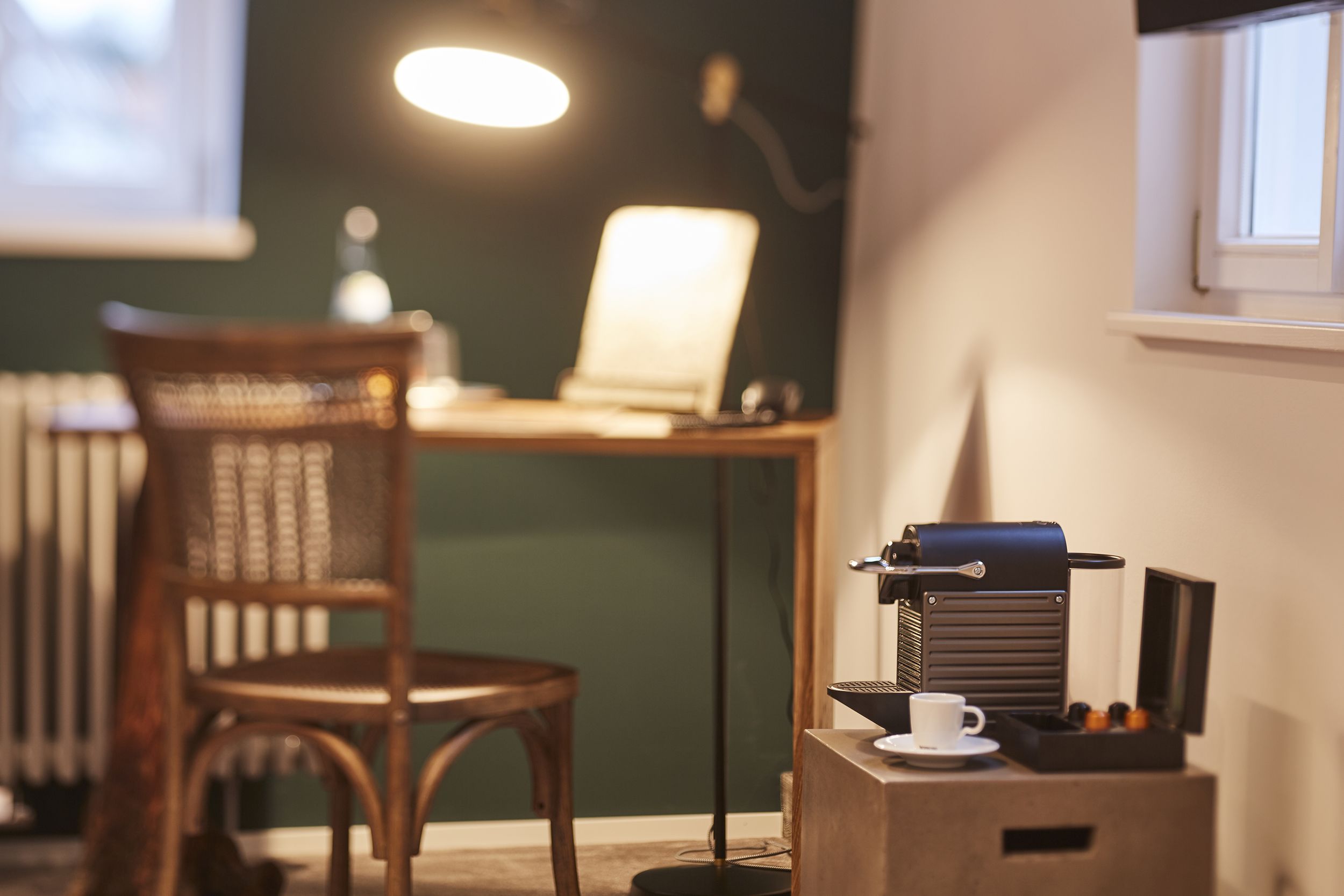 comfort single room, private bathroom, city view | 1 bedroom