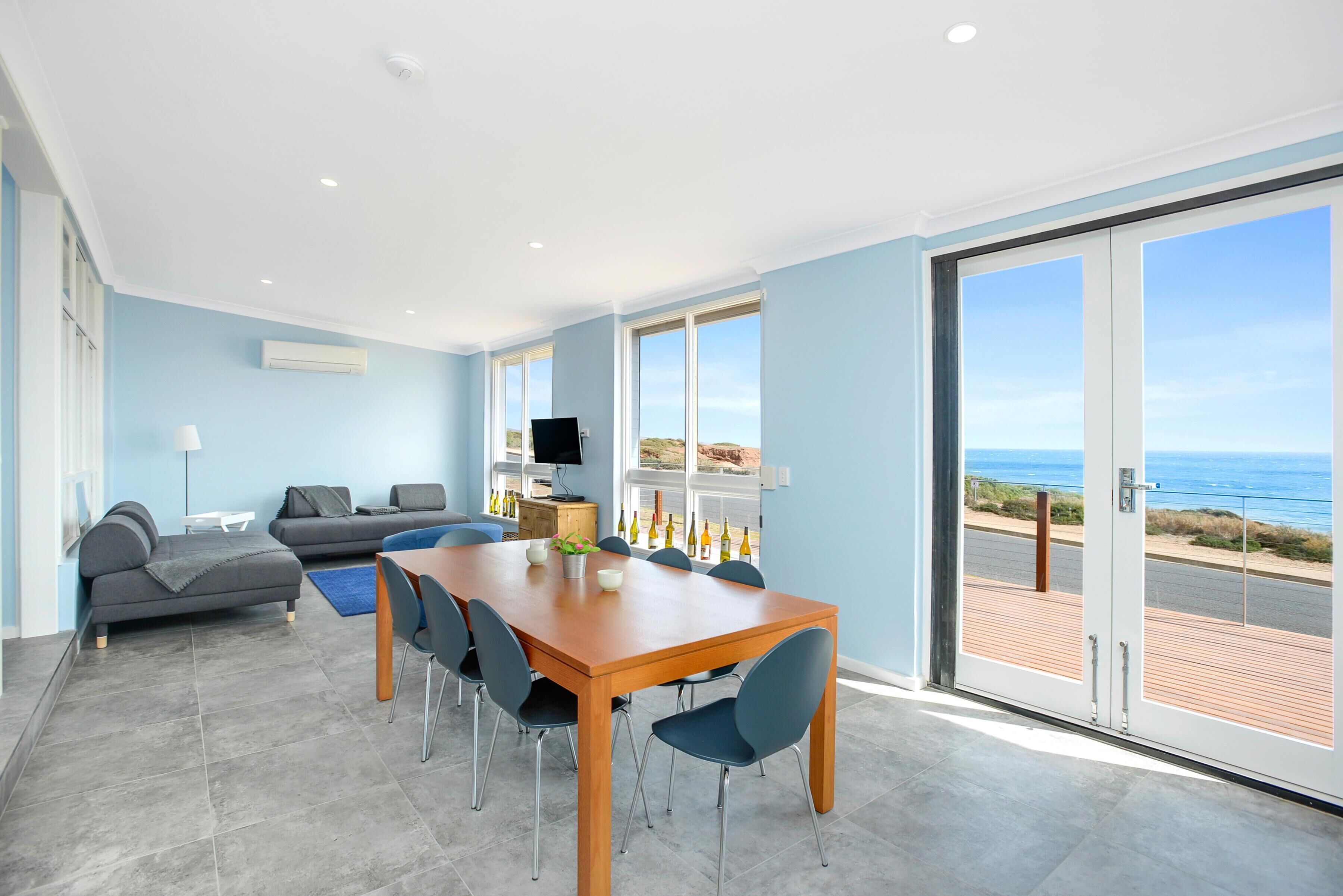 Salomon Sea Haus ~ Sellicks Beach - Stunning Sellicks Esplanade Home with Panoramic Sea Views — image 4