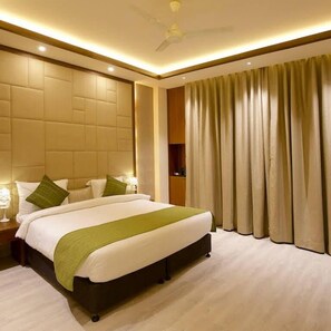 1 chambre, coffres-forts dans les chambres, bureau