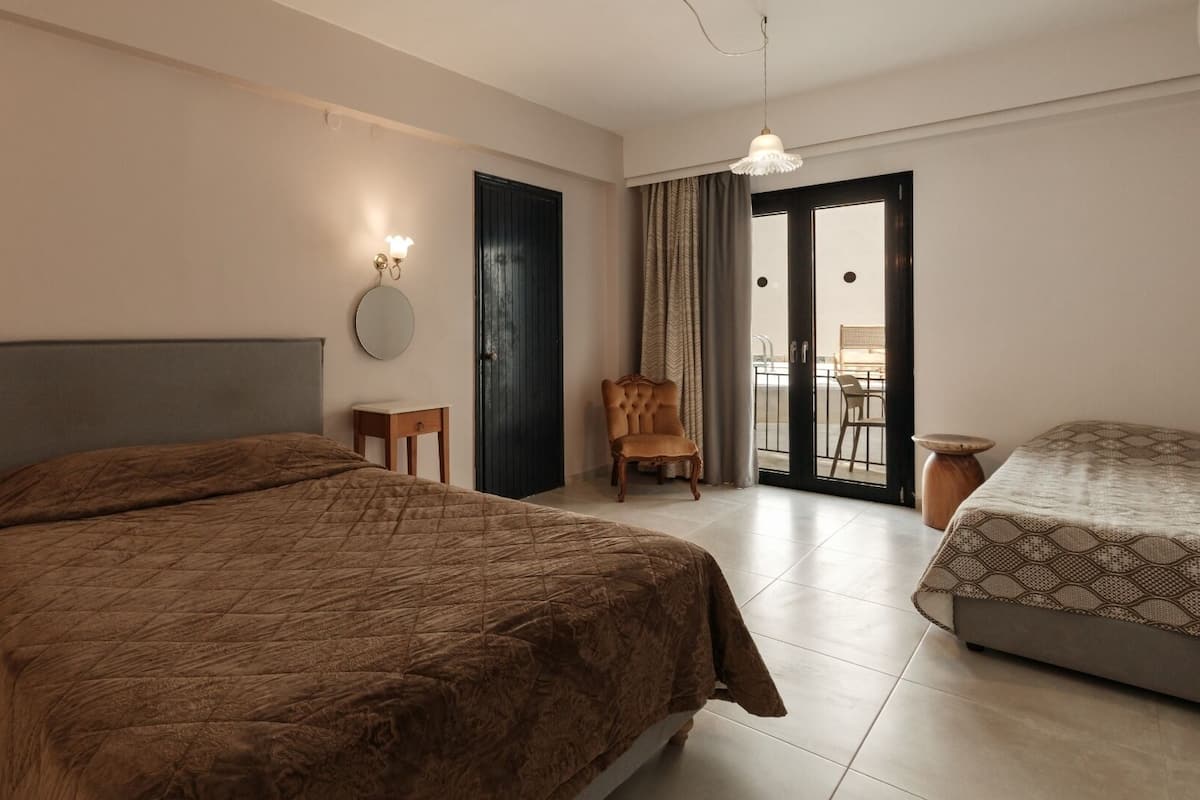 Superior Room Pool Front | 1 bedroom, blackout drapes, iron/ironing board, free WiFi