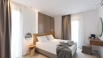Deluxe Room | Blackout drapes, iron/ironing board, free WiFi, bed sheets