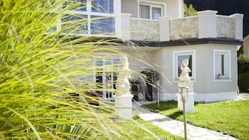 Lối vào nơi lưu trú