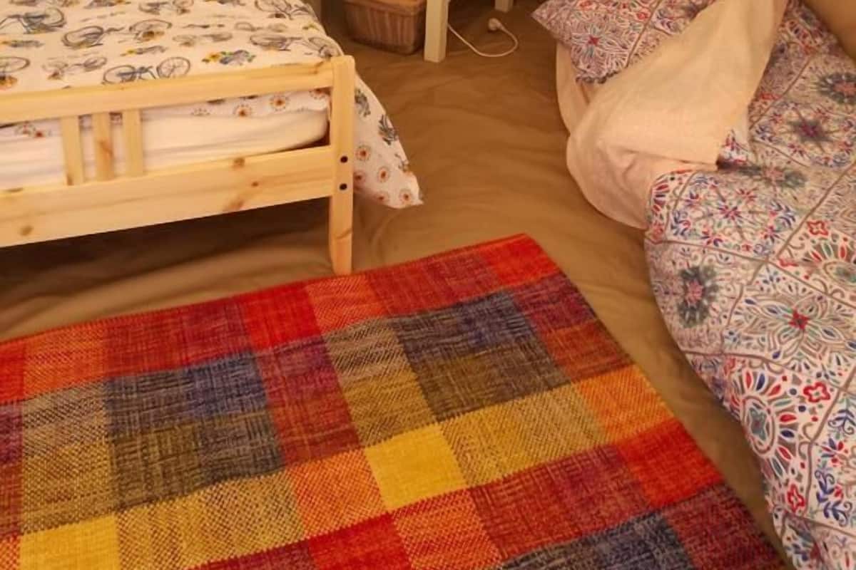 Fer et planche à repasser, lits bébé (gratuits)