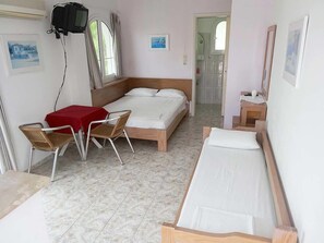 Apartamento, 1 quarto, vista para o jardim | 1 quarto, escrivaninha, quartos à prova de som