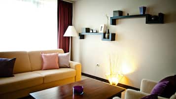 Superior Apartment | In-room safe, free cots/infant beds, free WiFi, bed sheets