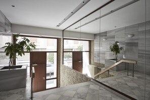 Property entrance - Modern Elegant Apt at Kolonaki (Athens)