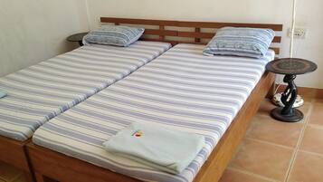 Dormitório compartilhado básico | Ferros/tábuas de passar roupa, camas extras/dobráveis (sobretaxa)