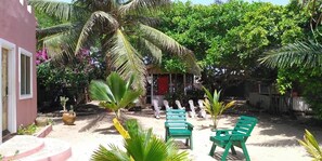 Garden - Dreamland Beach Resort - Hostel (Ada)