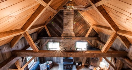 Quaint Cabin Near 2 PA State Parks - Ricketts Glen & Worlds End
