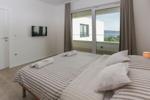 Villa | 6 sovrum, värdeförvaringsskåp på rummet och ljudisolering