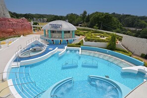 3 indoor pools, 2 outdoor pools