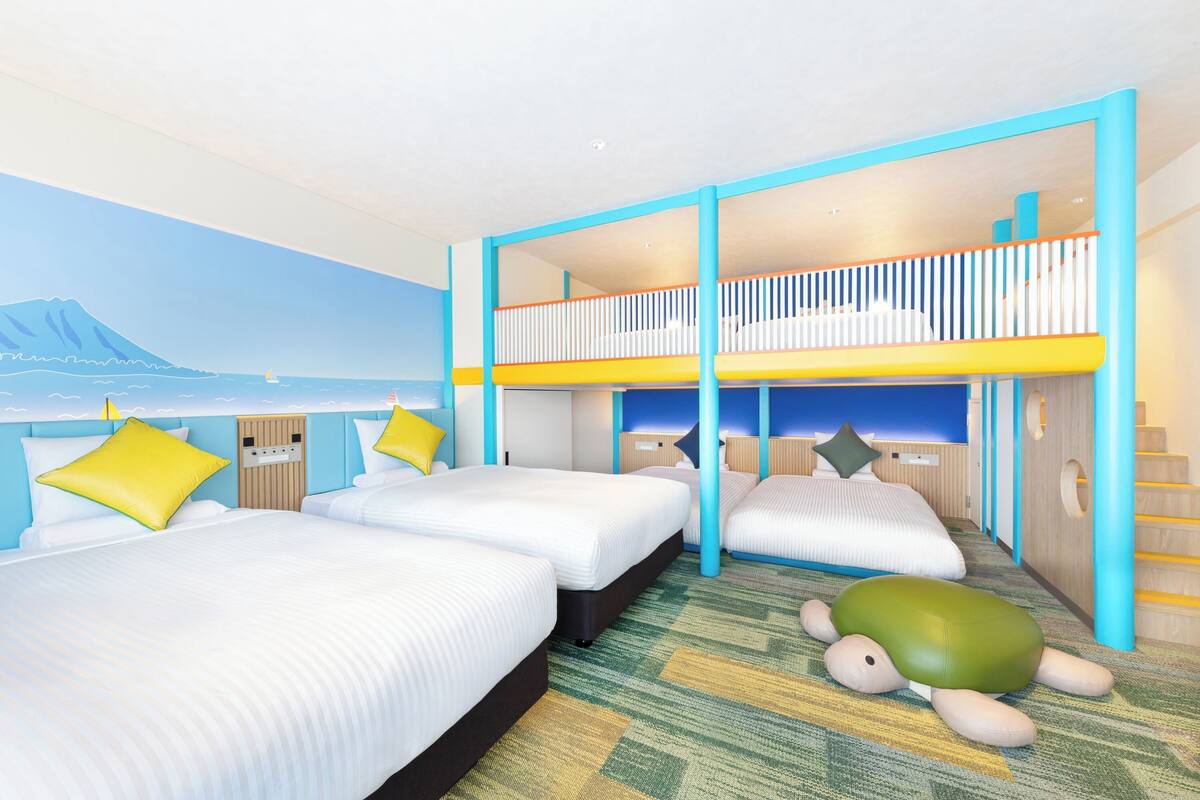Deluxe Kids Room Makana(With private bathroom)(Non-smoking) | In-room safe, bed sheets