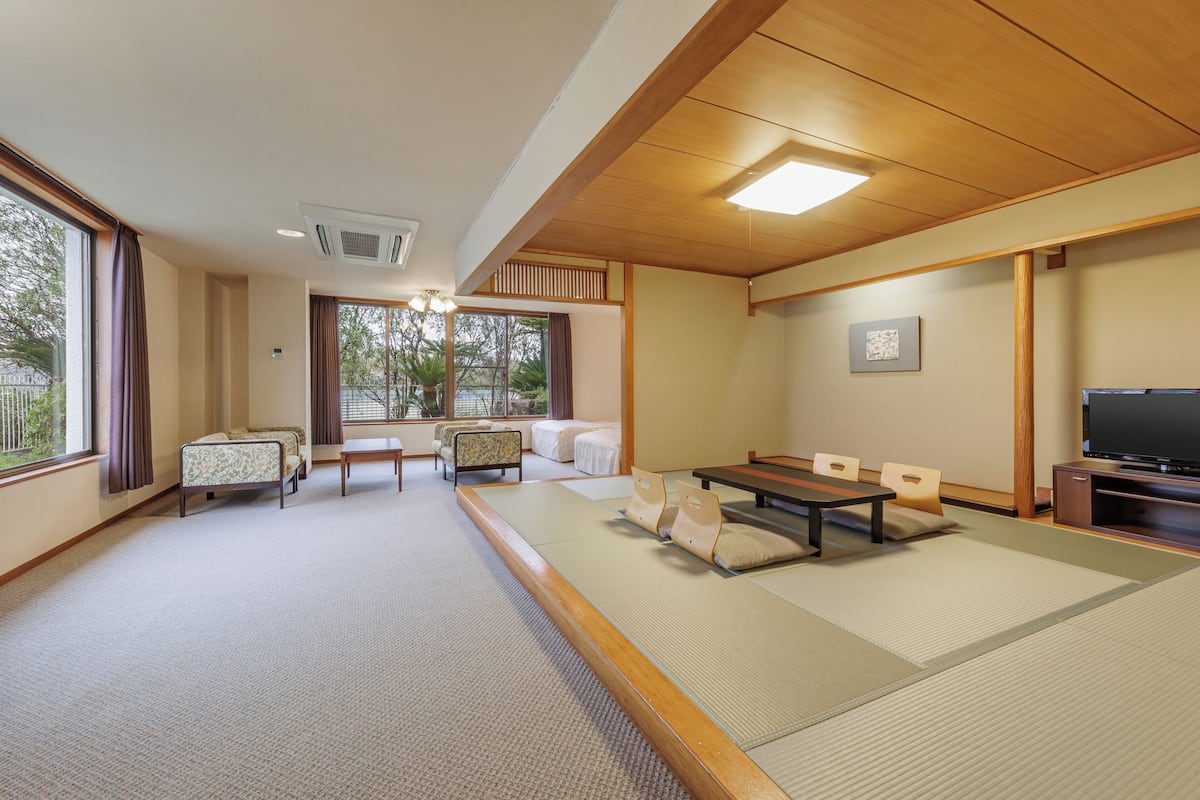 Chambre, non-fumeur (Semi Japanese-Western style Room B)
