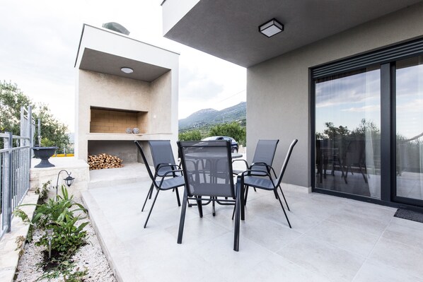 Terassi/patio