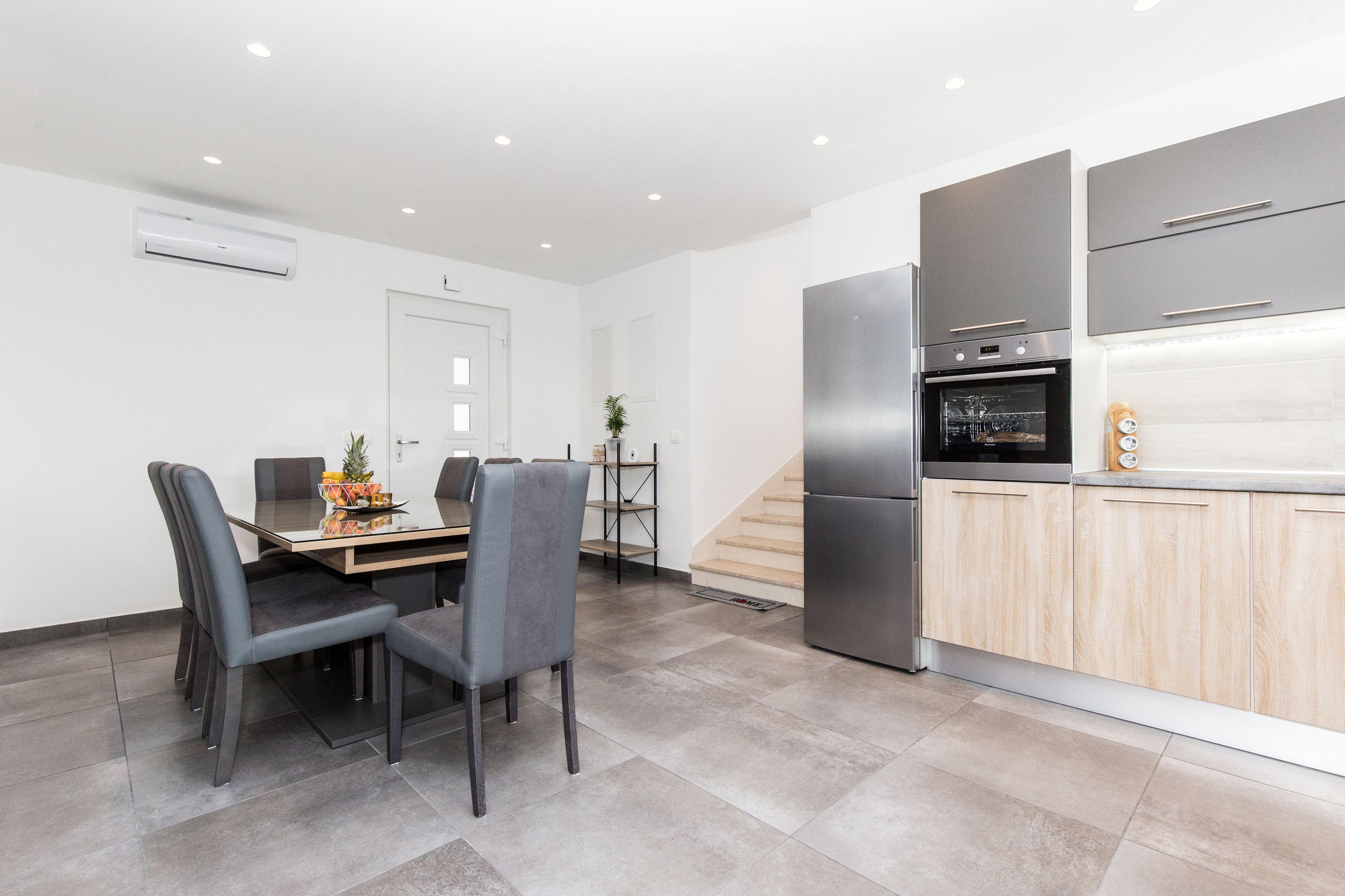 Villa | In-room dining