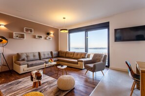 Deluxe Villa | Living area | Flat-screen TV, heated floors - Villa Blue Hill (Kastela)
