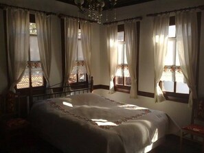 Bàn ủi/dụng cụ ủi quần áo, truy cập Internet không dây miễn phí 