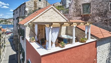 Deluxe Apartment, Sea View | Terrace/patio