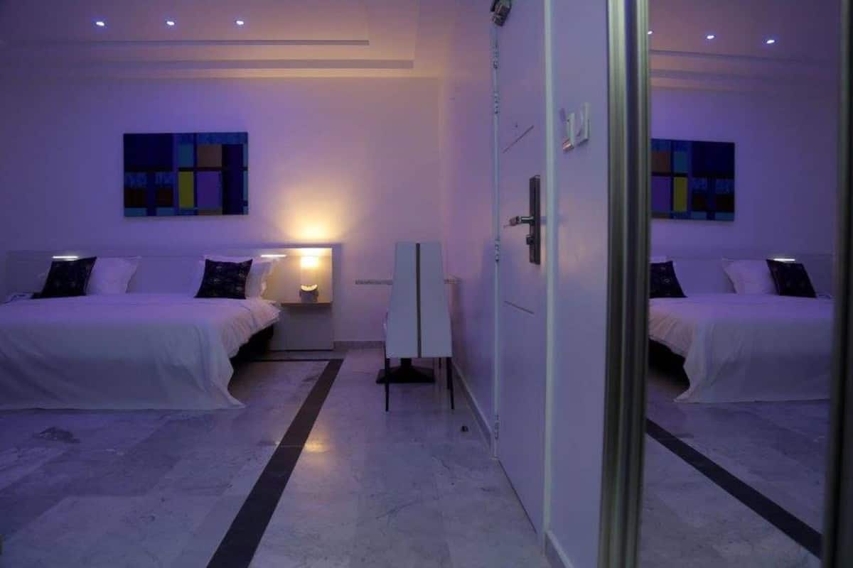 Habitación familiar | 1 dormitorio, edredones de plumas, minibar y caja fuerte