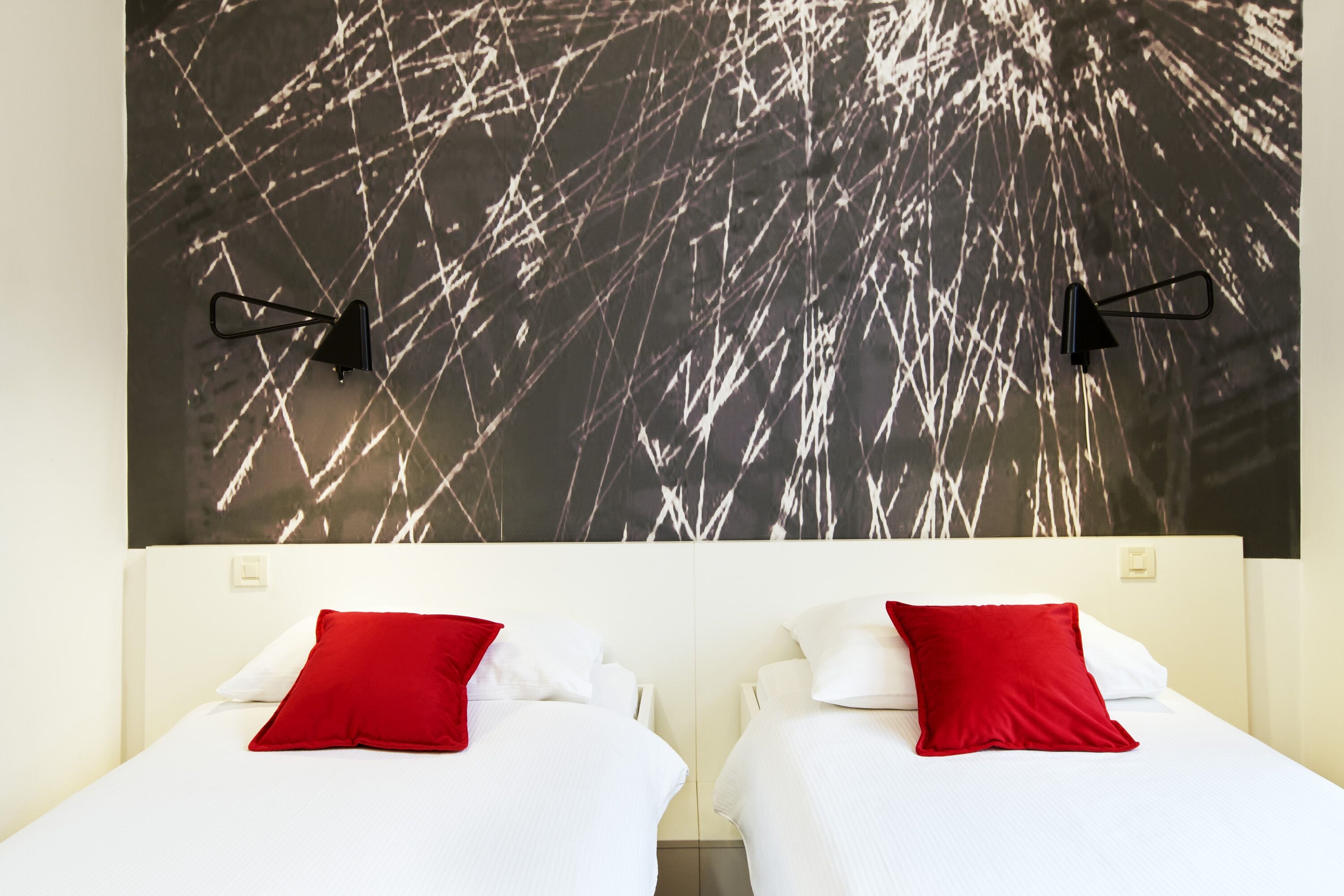 twin room | 1 bedroom, down duvets, in-room safe, blackout curtains