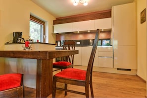 Kolben (incl. cleaning fee) | In-room dining