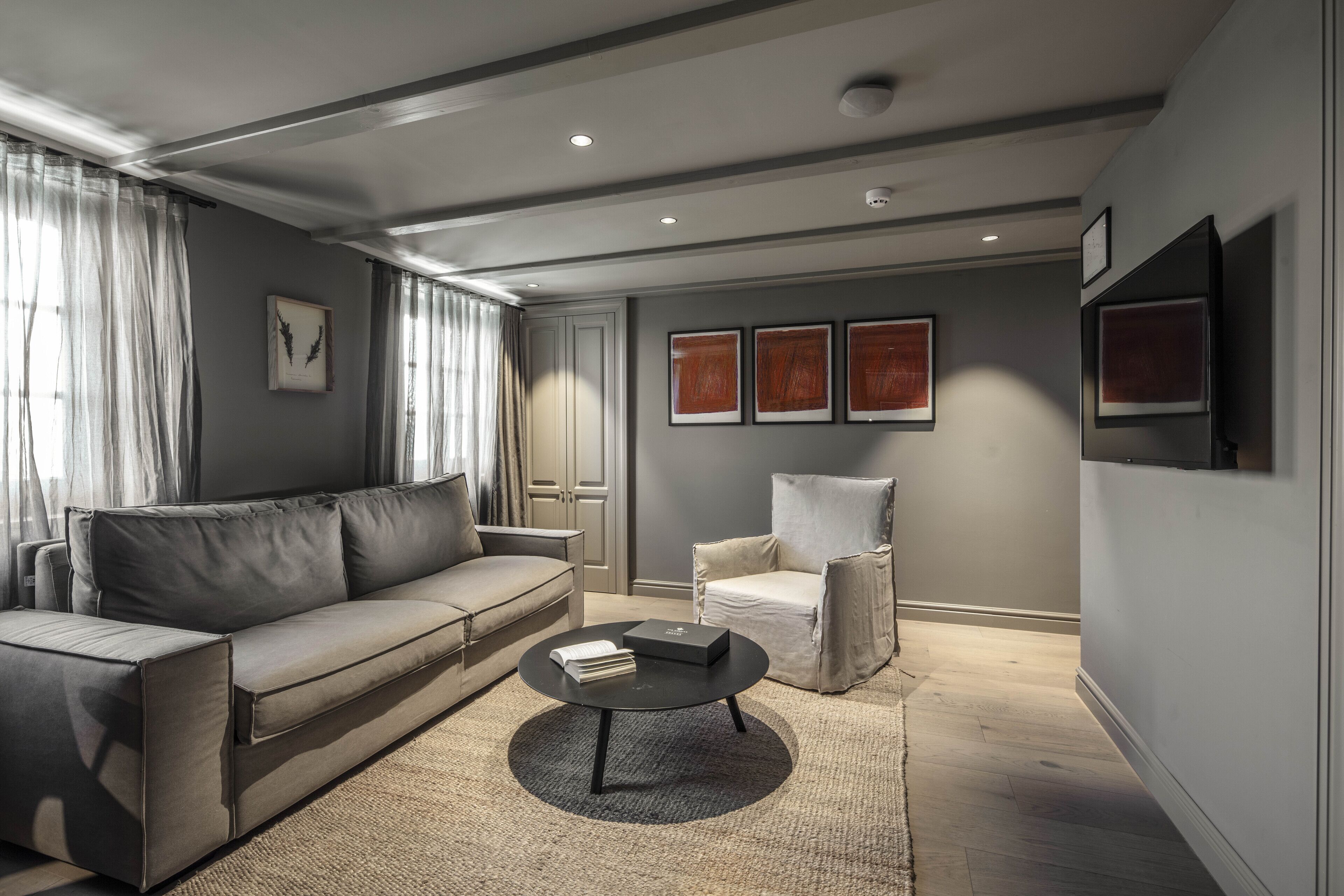 maisonette suite, terrace | living area | lcd tv