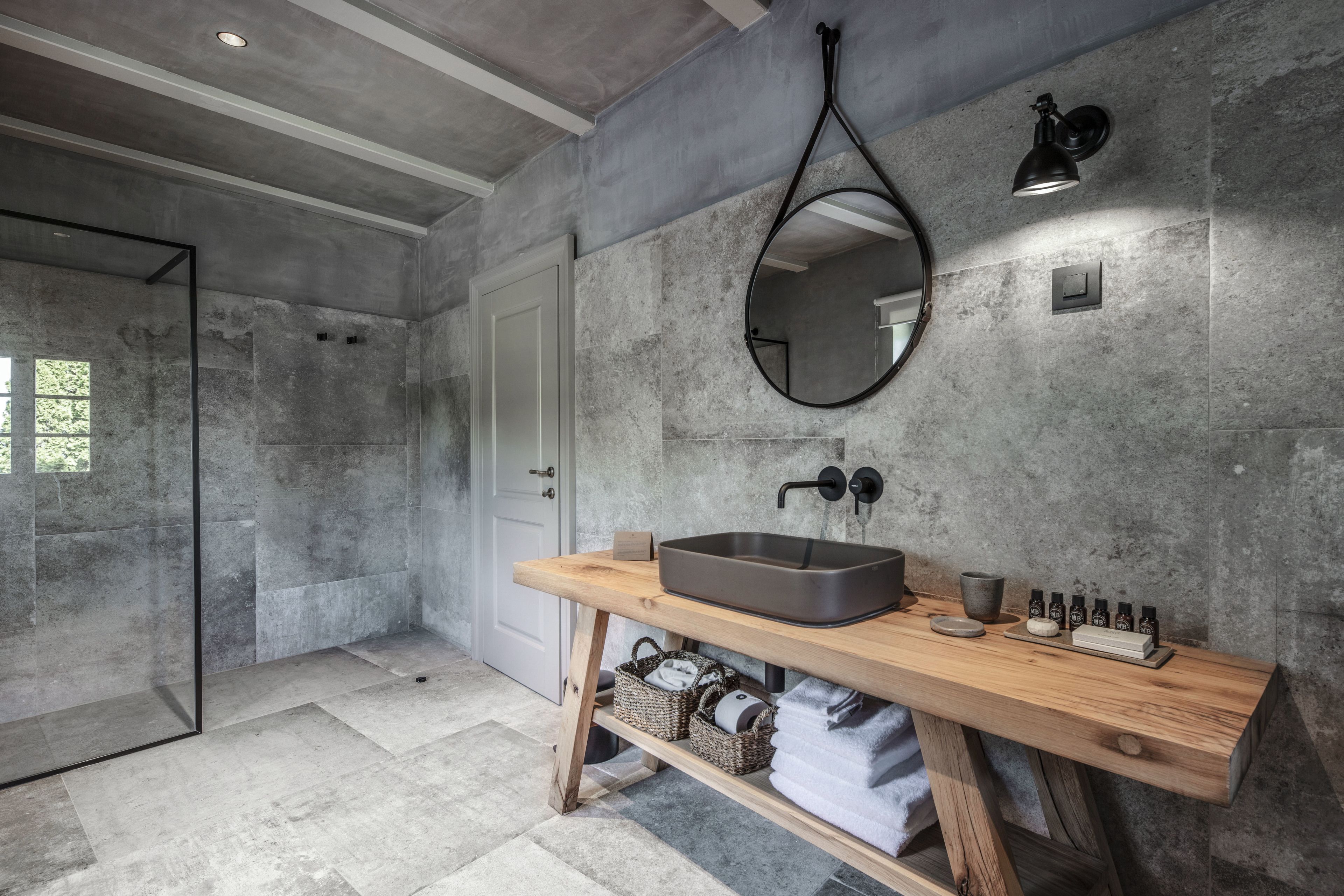 Executive Double Room, 1 King Bed | Bathroom