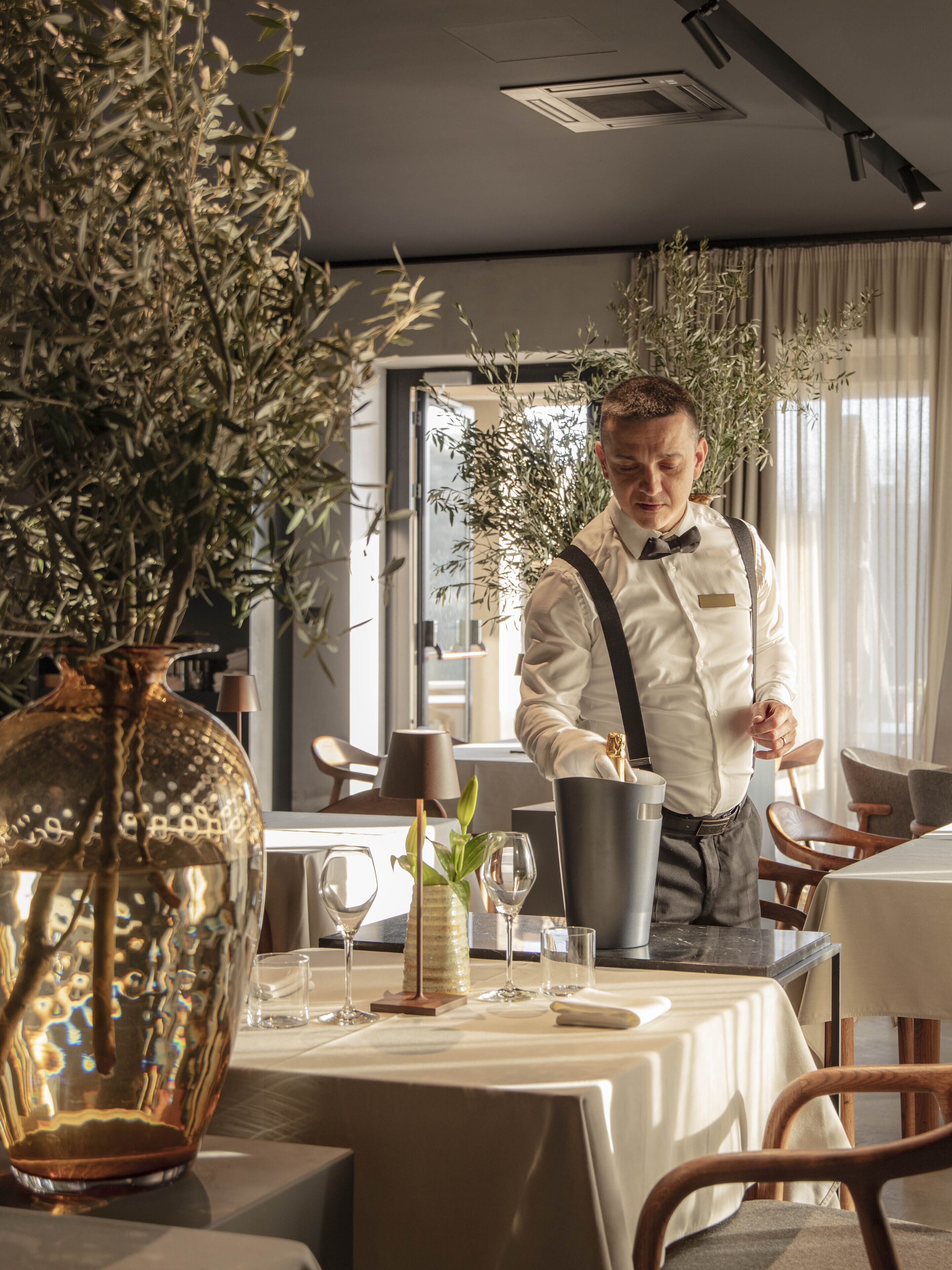 breakfast and dinner served