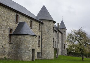 Exterior - Ferme Chateau Laneffe (Walcourt)