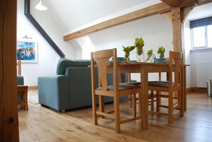 Luksustalo, 2 makuuhuonetta | Ruokailu omassa huoneessa