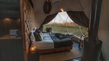 King Suite Dome | ๊ฐ์ค์์ ๋ณด์ด๋ ์ ๋ง