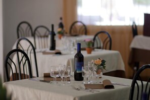 Petit déjeuner buffet compris tous les jours