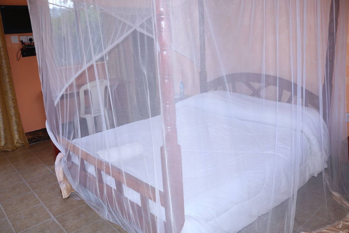 Room, 1 Double Bed | 1 bedroom, soundproofing, iron/ironing board, rollaway beds (surcharge)