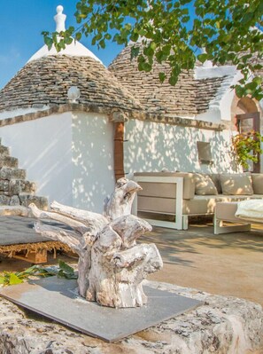 Exterior detail - I Trulli di Annetta (Castellana Grotte)